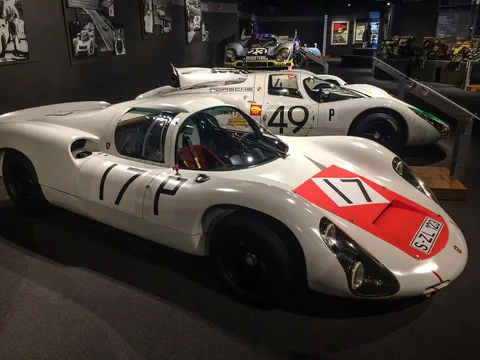 Porsche 907 — 3