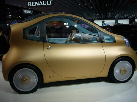 Nissan Nuvu — 3