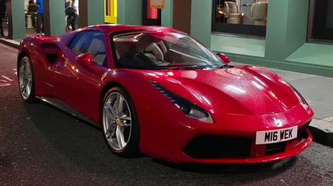 Ferrari 488 — 5