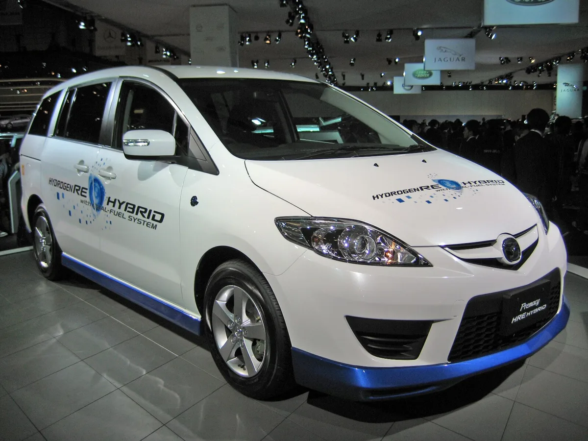 Mazda Premacy Hydrogen RE Hybrid