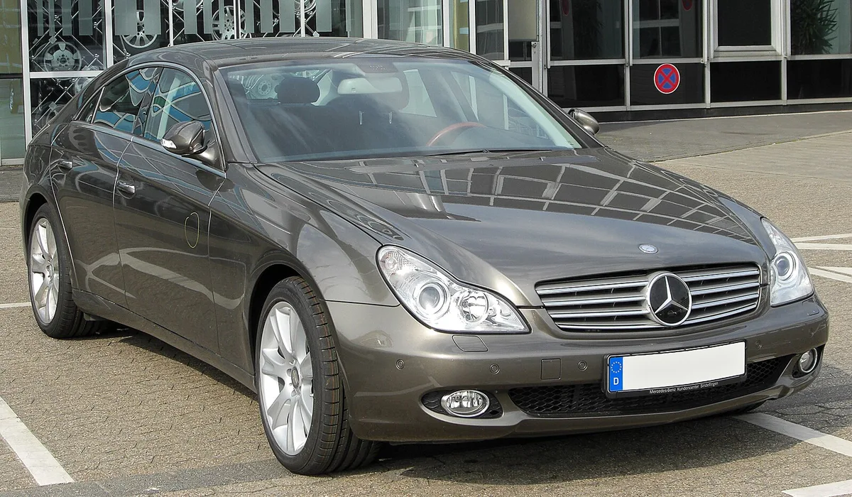 Mercedes-Benz C219
