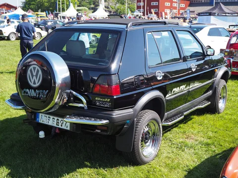 Volkswagen Golf Country — 4