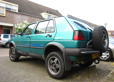 Volkswagen Golf Country — 5