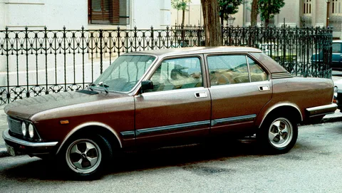 SEAT 132