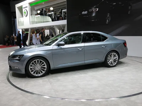 Škoda Superb III — 3