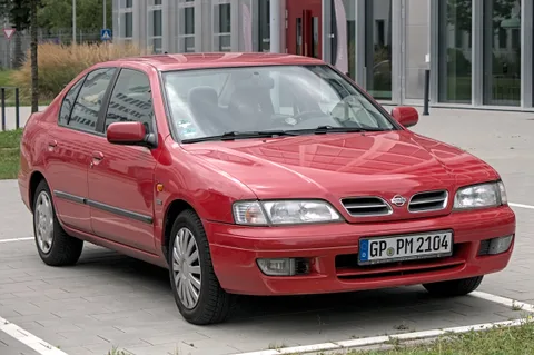 Nissan Primera P11