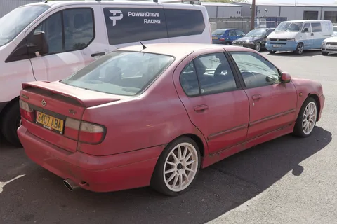 Nissan Primera P11 — 2