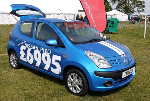 Nissan Pixo — 3