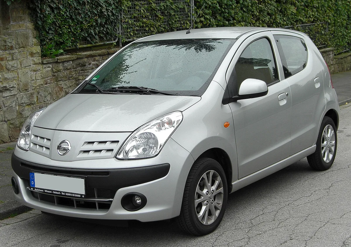 Nissan Pixo