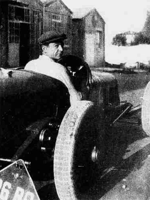 Maserati Tipo 26 — 3