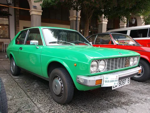 SEAT 128 — 7