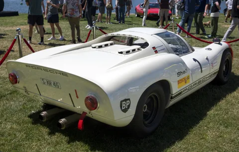 Porsche 910 — 5