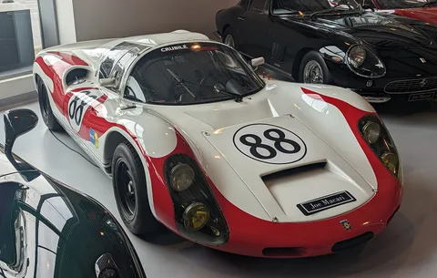 Porsche 910 — 6