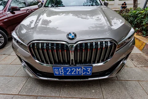 BMW 7 Series (G11) — 5