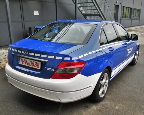 Mercedes-Benz W204 — 3