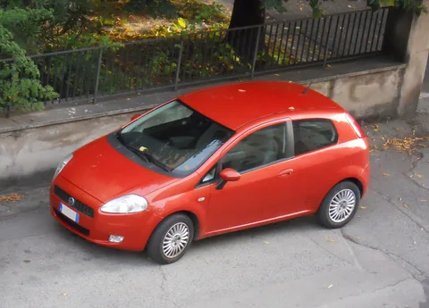 Fiat Grande Punto — 4