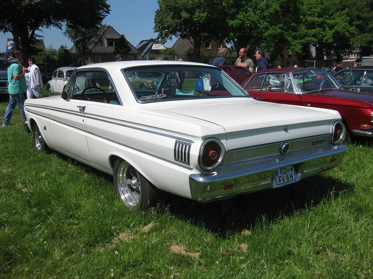 Ford Futura