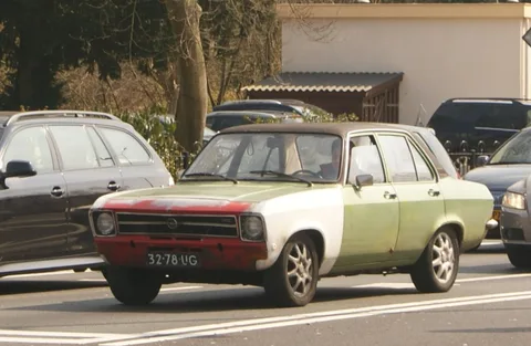 Opel Ascona A — 2
