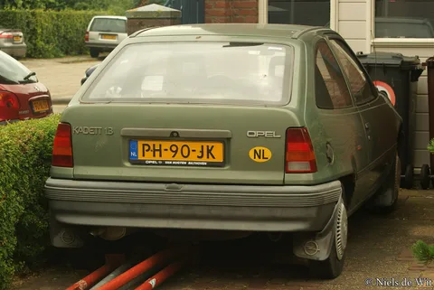 Opel Kadett E — 7