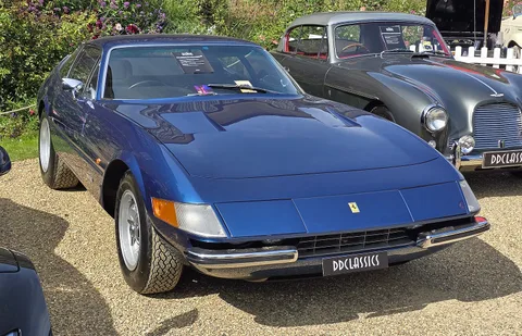 Ferrari Daytona — 3