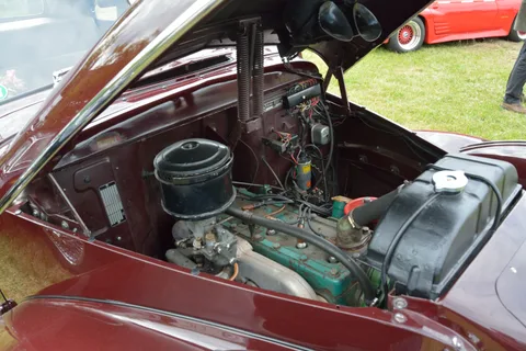 Volvo PV 60 — 8