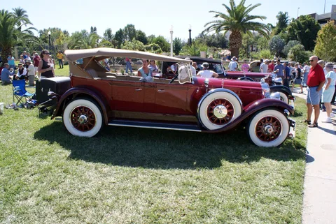 Packard Custom Eight — 5