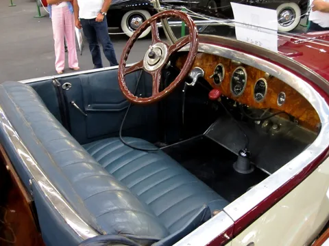 Packard Eight — 4