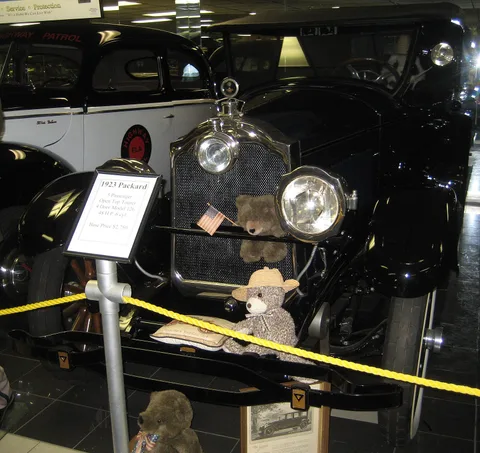 Packard Single Six — 5