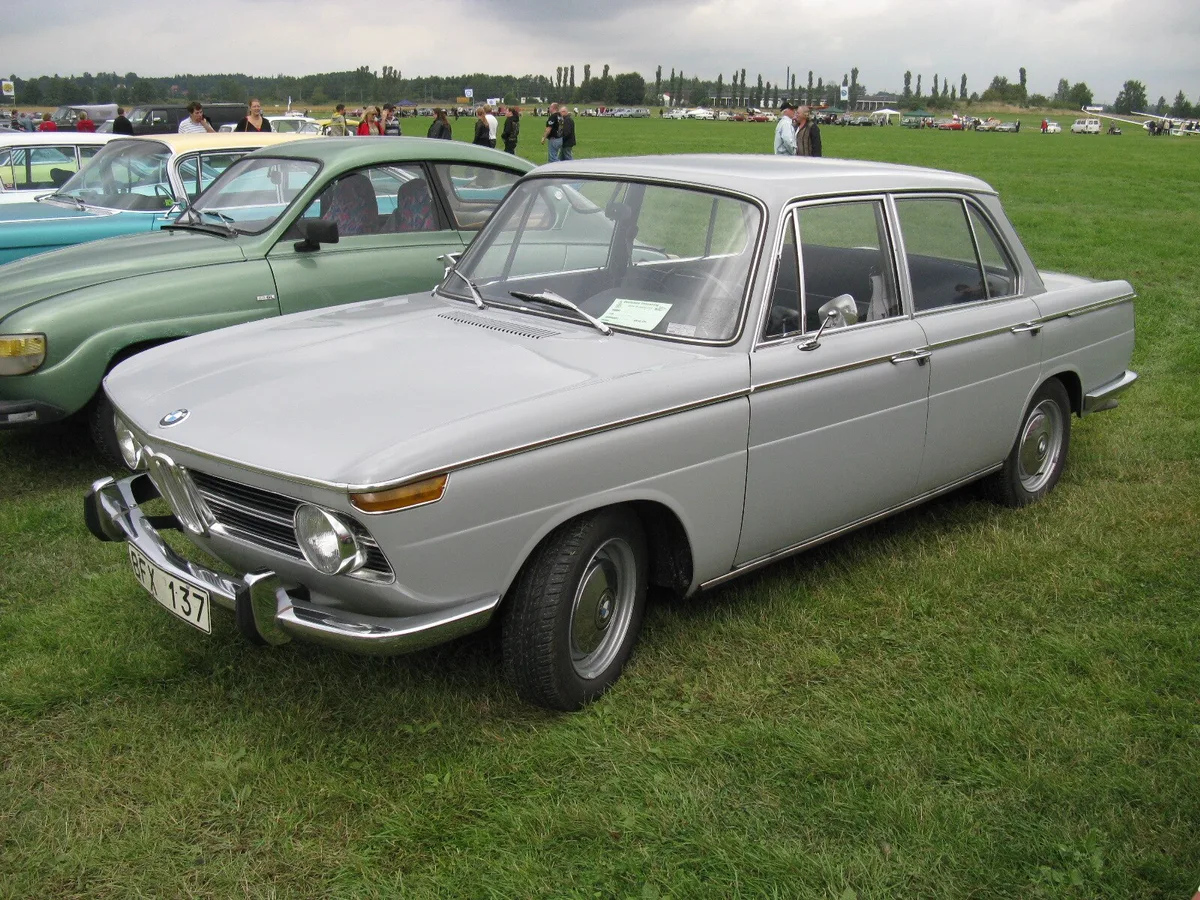 BMW 1800