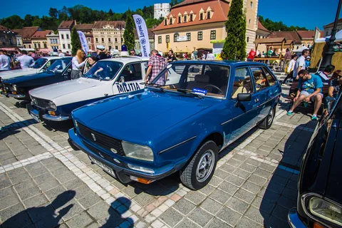 Dacia 2000 — 4
