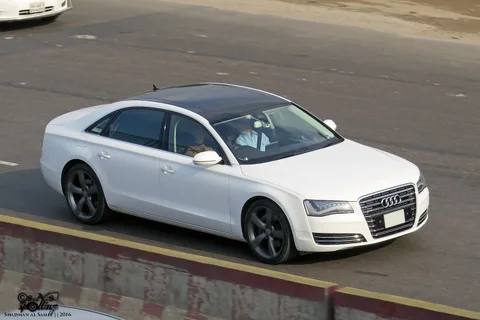 Audi A8 — 4