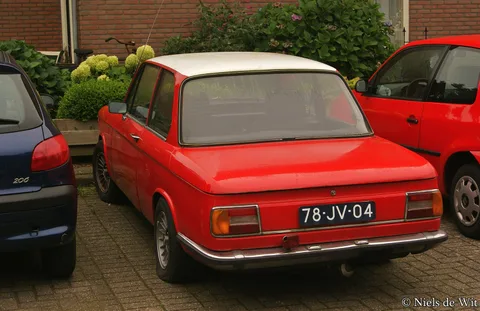 BMW 1502 — 4