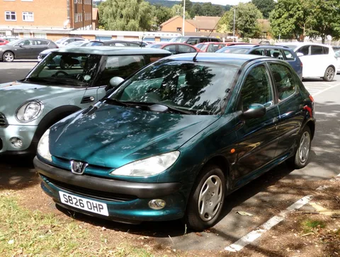 Peugeot 206 — 4