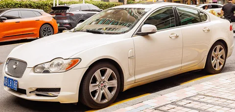 Jaguar XF (X250) — 3