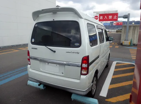 Suzuki Every Landy — 6