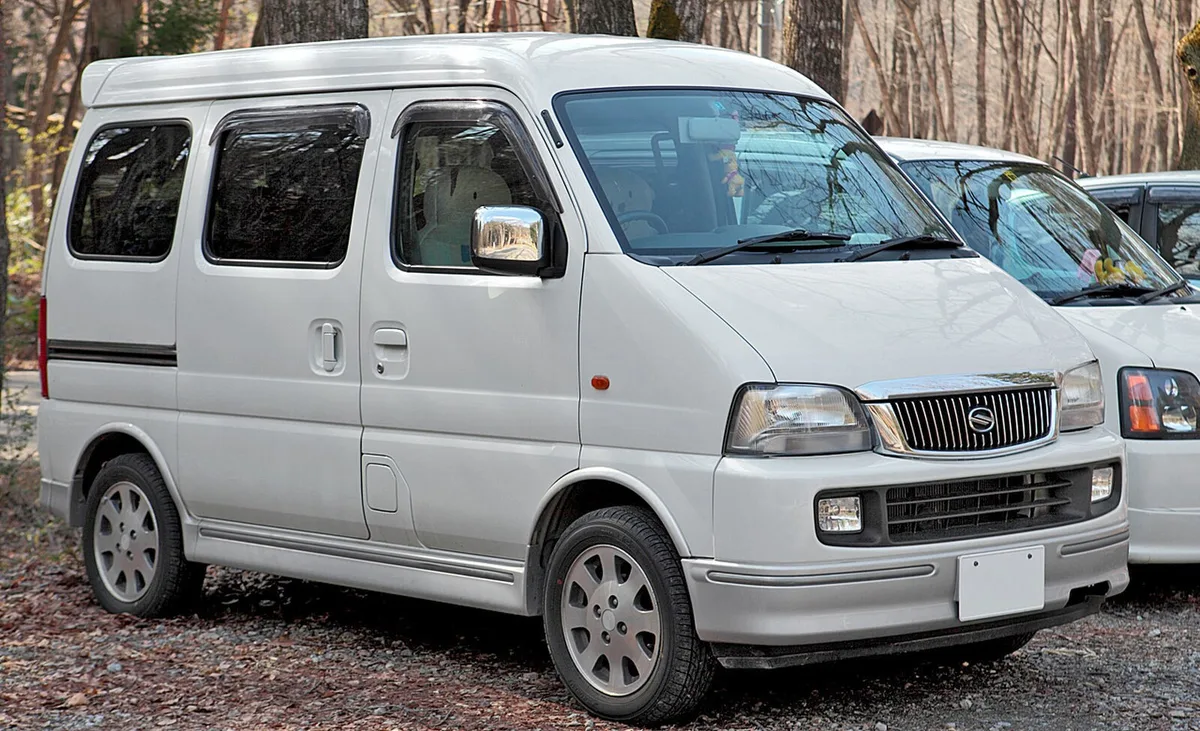 Suzuki Every Landy