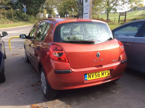 Renault Clio III — 3