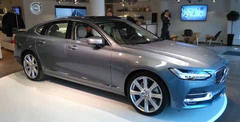 Volvo S90 — 7