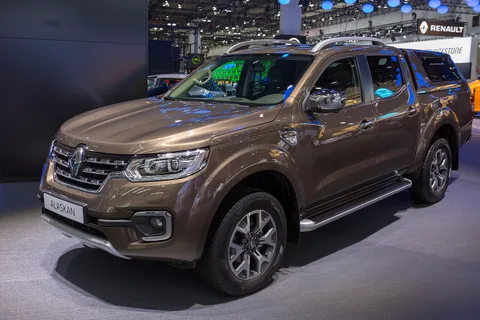 Renault Alaskan — 3