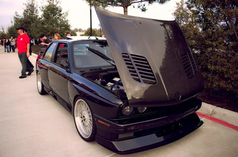 BMW M3 (E30) — 2