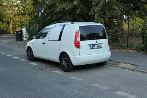 Škoda Praktik — 6