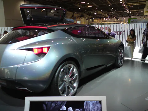 Renault Mégane Coupé Concept — 4