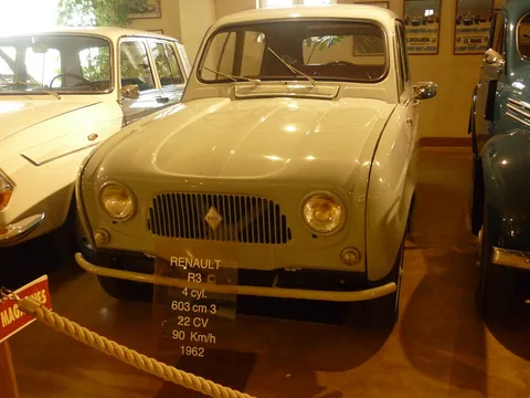 Renault 3 — 3