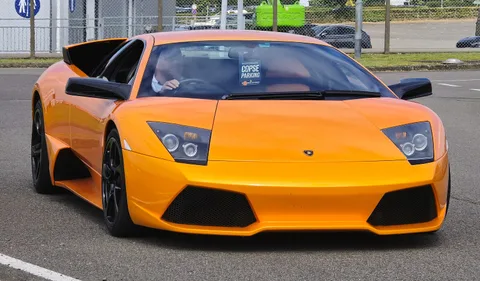 Lamborghini Murciélago — 8