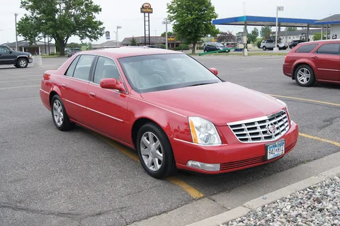 Cadillac DTS — 6