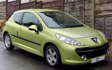 Peugeot 207 — 3