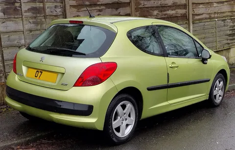 Peugeot 207 — 4