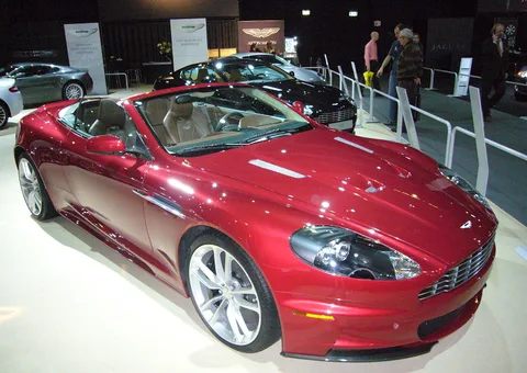 Aston Martin DBS Volante — 3