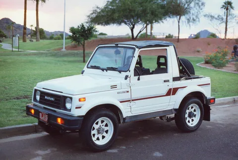 Suzuki Samurai — 3