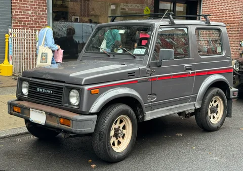 Suzuki Samurai — 6